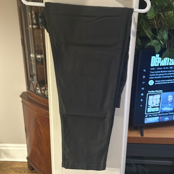 Dress pants by Kenneth Cole - Picture 2 of 6